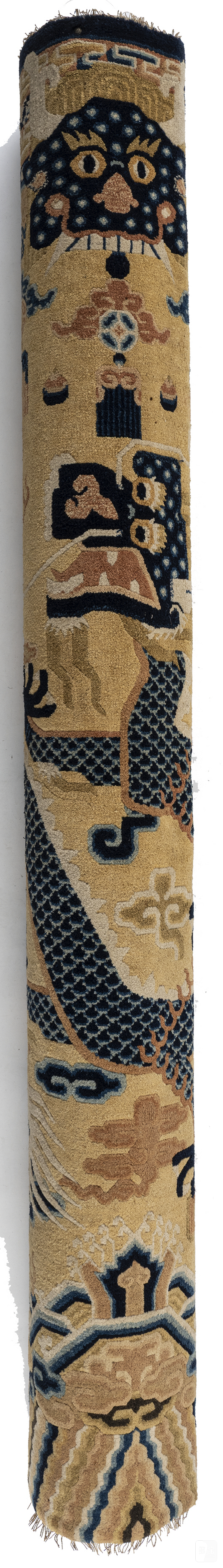 A pair of yellow-ground column carpets with dragon decoration mounted as columns - 图5